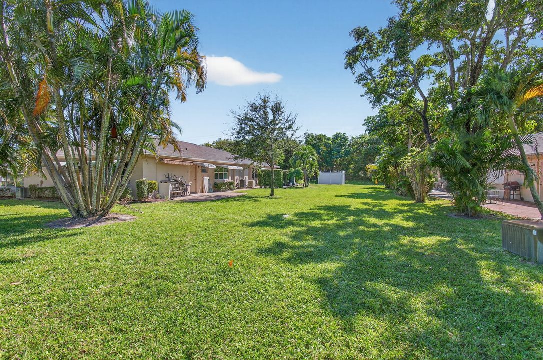 待售: $224,000 (2 贝兹, 2 浴室, 1137 平方英尺)