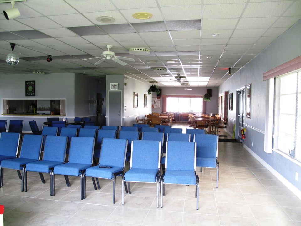 待售: $224,000 (2 贝兹, 2 浴室, 1137 平方英尺)