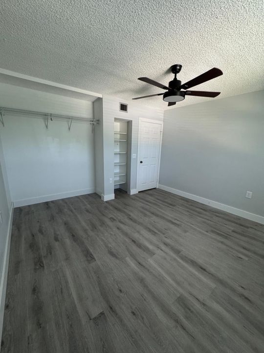 For Rent: $2,200 (2 beds, 2 baths, 1348 Square Feet)
