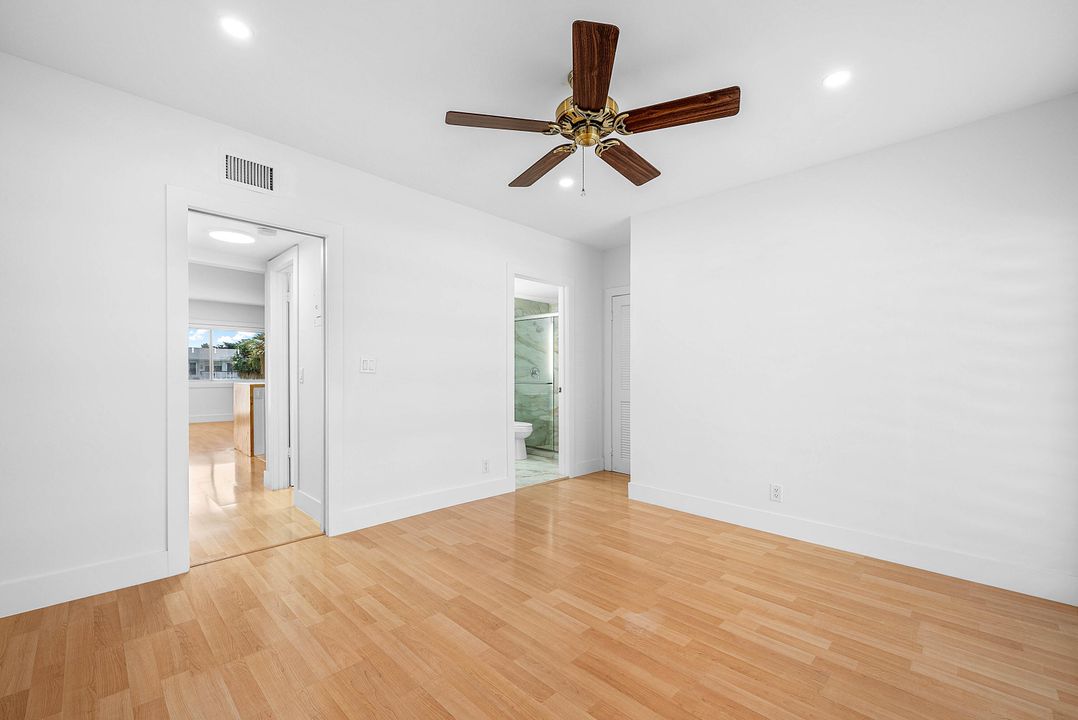 For Rent: $1,500 (1 beds, 1 baths, 646 Square Feet)