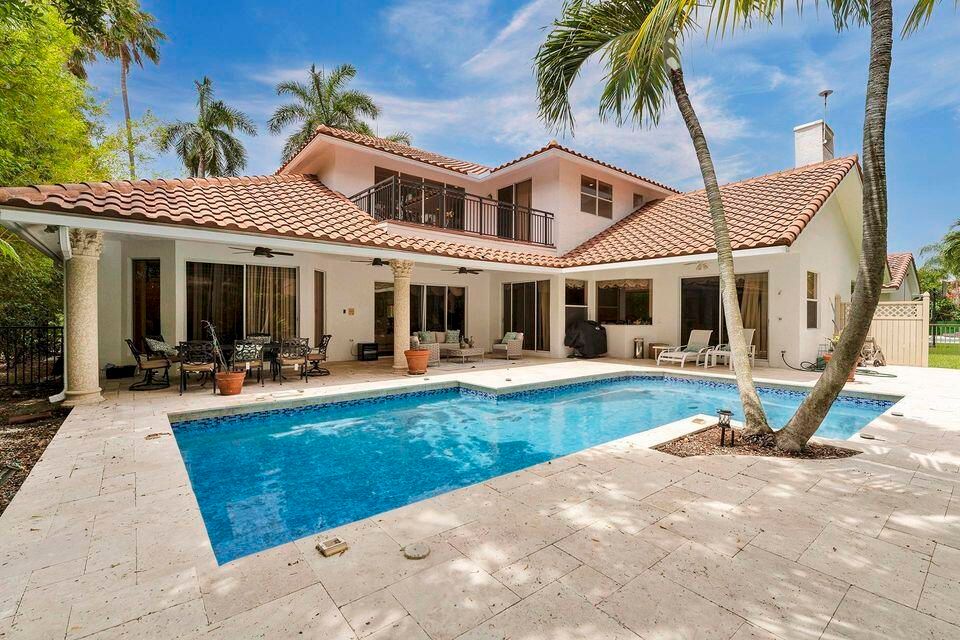 For Rent: $17,000 (5 beds, 4 baths, 4151 Square Feet)