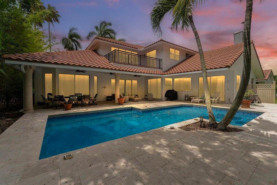 For Rent: $17,000 (5 beds, 4 baths, 4151 Square Feet)