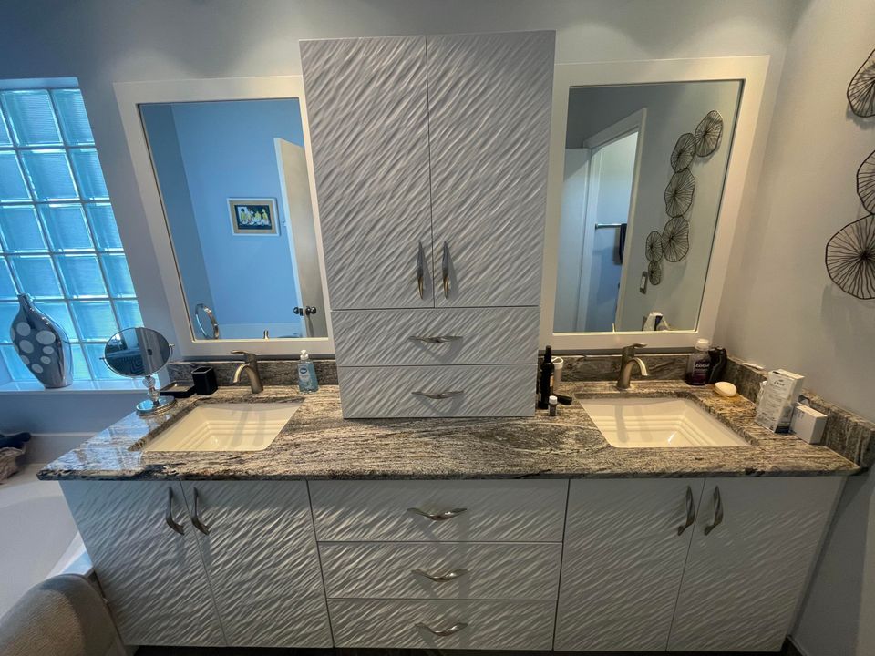 合同活跃: $529,900 (3 贝兹, 2 浴室, 2073 平方英尺)