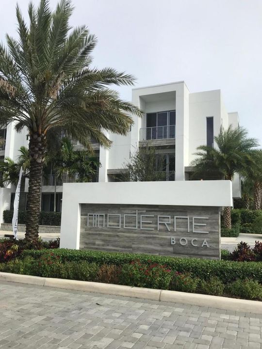 For Rent: $7,790 (3 beds, 3 baths, 2927 Square Feet)