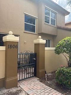 For Sale: $320,000 (3 beds, 2 baths, 1396 Square Feet)