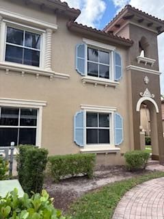 For Sale: $320,000 (3 beds, 2 baths, 1396 Square Feet)