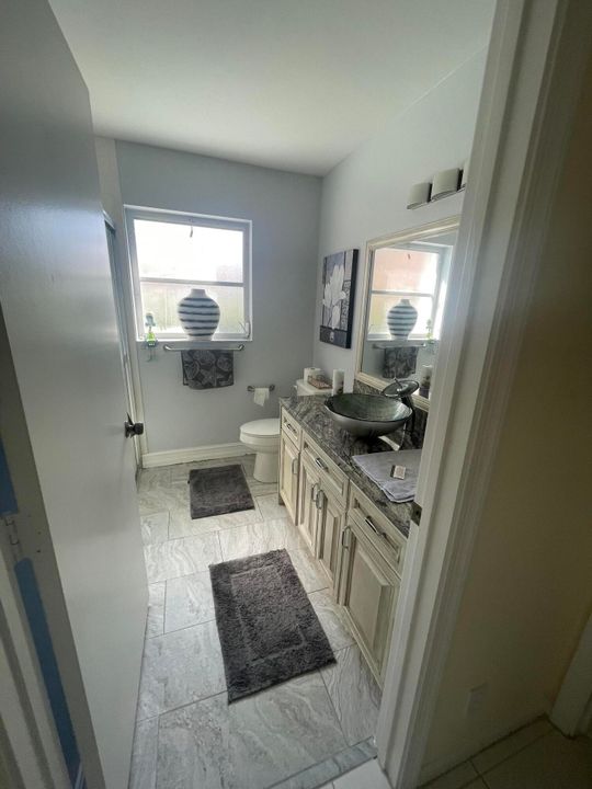 合同活跃: $529,900 (3 贝兹, 2 浴室, 2073 平方英尺)