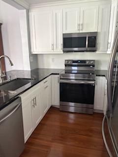 For Sale: $320,000 (3 beds, 2 baths, 1396 Square Feet)