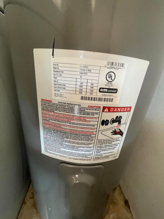 合同活跃: $529,900 (3 贝兹, 2 浴室, 2073 平方英尺)