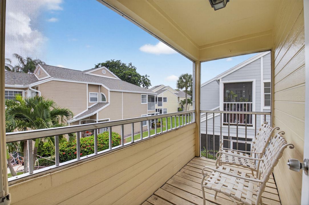 合同活跃: $2,850 (2 贝兹, 2 浴室, 1176 平方英尺)