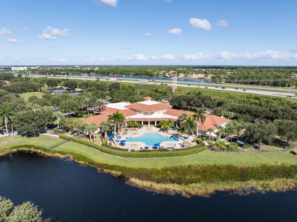 For Sale: $455,000 (2 beds, 2 baths, 1723 Square Feet)