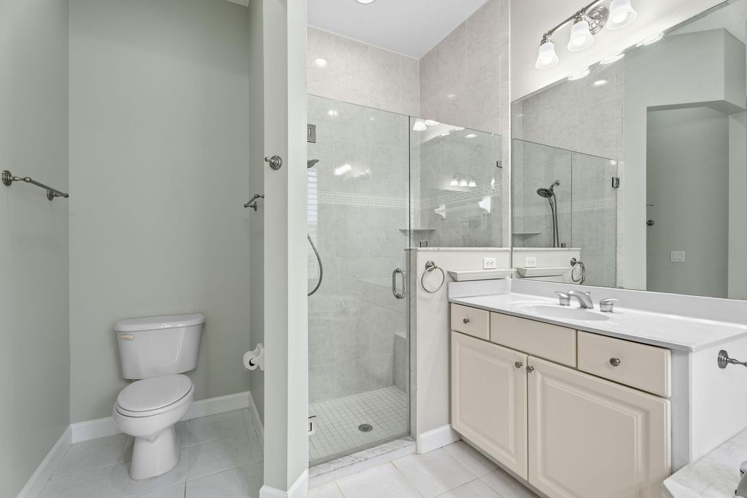 For Sale: $455,000 (2 beds, 2 baths, 1723 Square Feet)