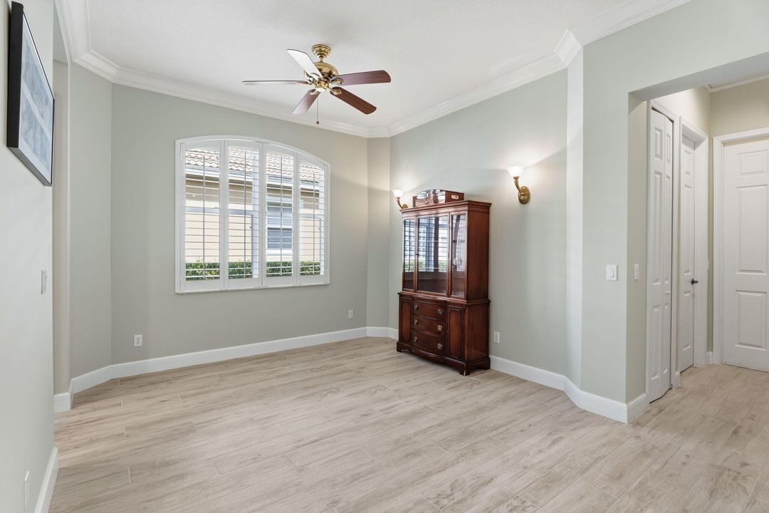 For Sale: $455,000 (2 beds, 2 baths, 1723 Square Feet)