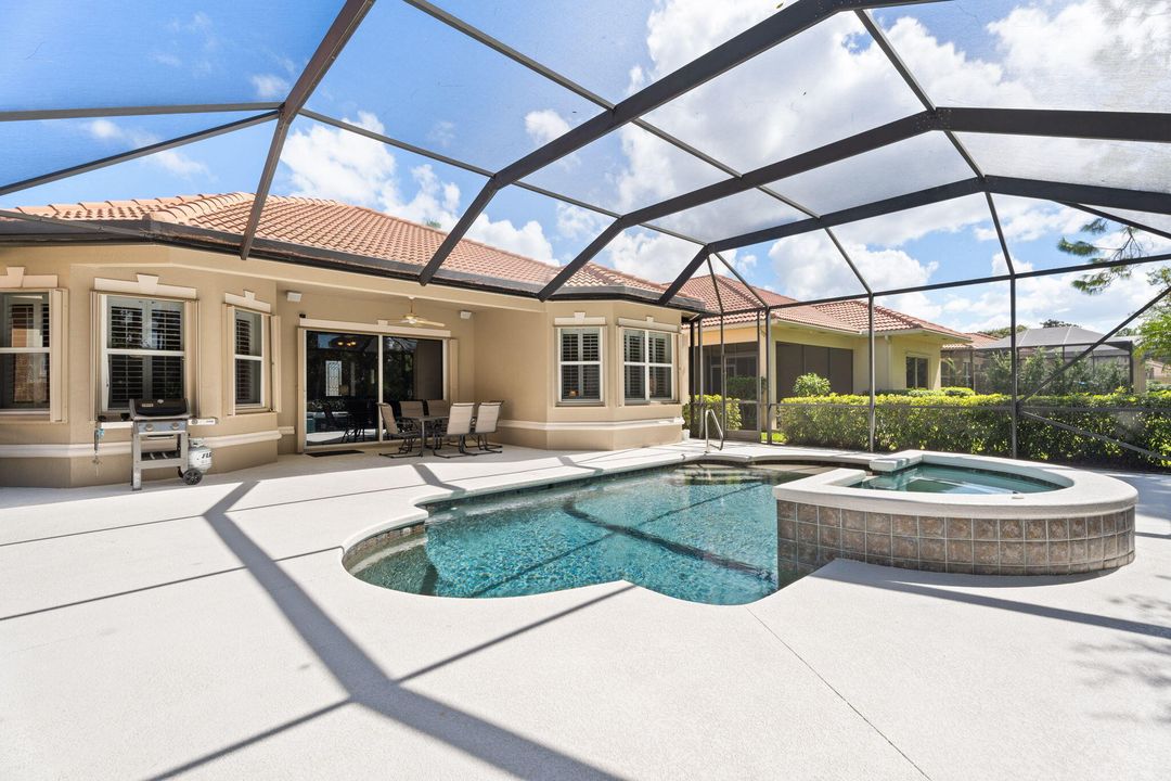 For Sale: $455,000 (2 beds, 2 baths, 1723 Square Feet)