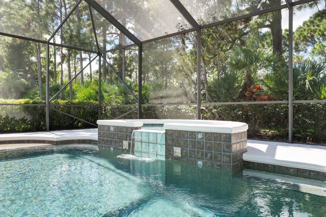 For Sale: $455,000 (2 beds, 2 baths, 1723 Square Feet)