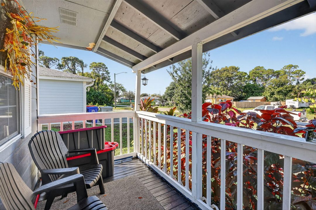 待售: $224,900 (3 贝兹, 2 浴室, 984 平方英尺)