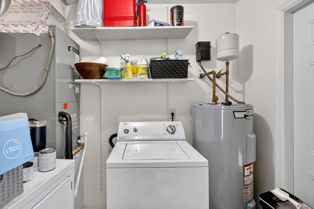 待售: $224,900 (3 贝兹, 2 浴室, 984 平方英尺)