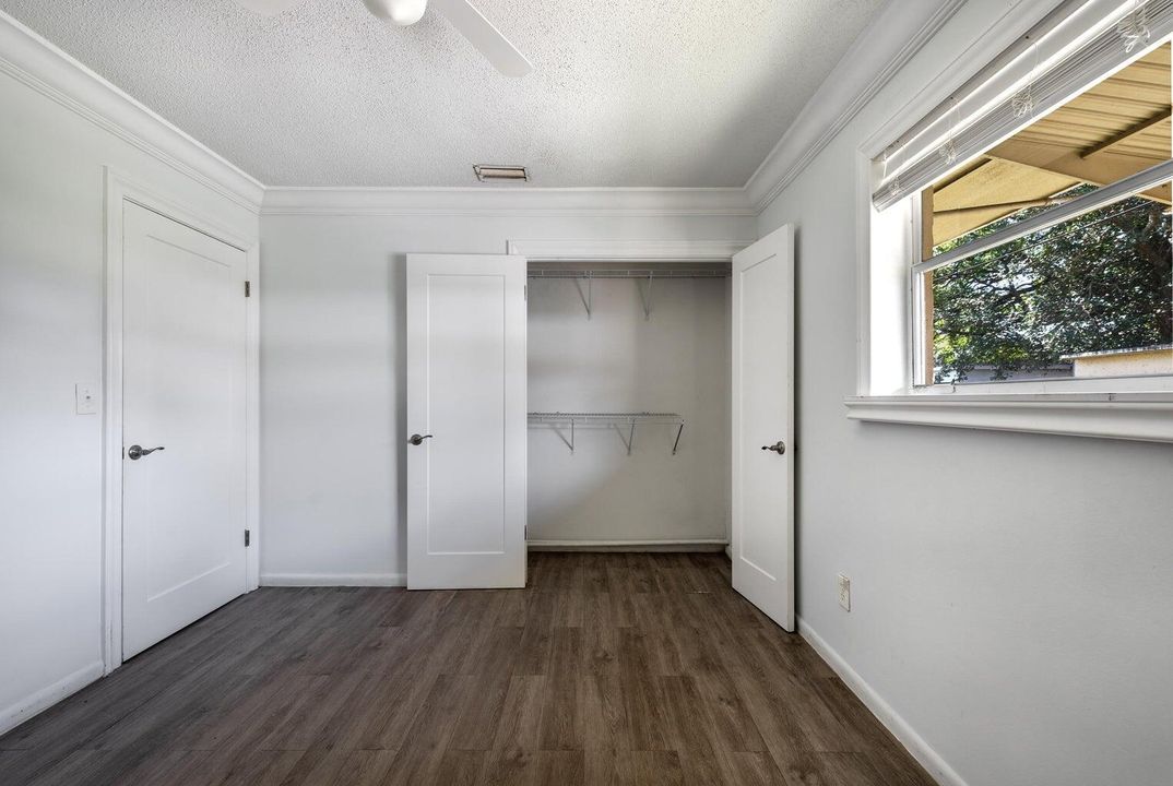 For Rent: $1,880 (2 beds, 1 baths, 950 Square Feet)