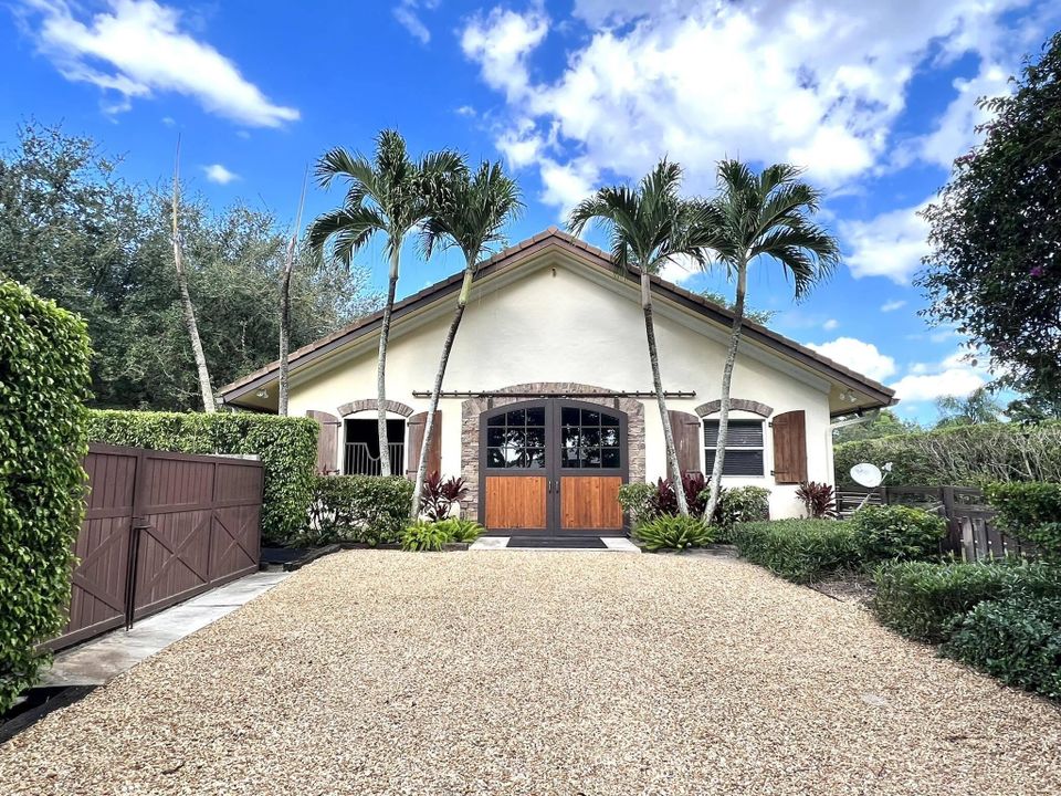 En Venta: $4,900,000 (5 camas, 6 baños, 6053 Pies cuadrados)