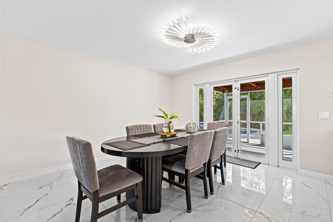 For Sale: $630,000 (4 beds, 2 baths, 1672 Square Feet)