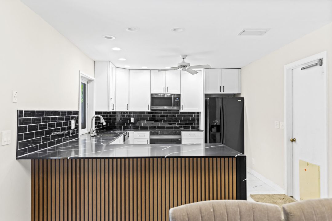For Sale: $630,000 (4 beds, 2 baths, 1672 Square Feet)