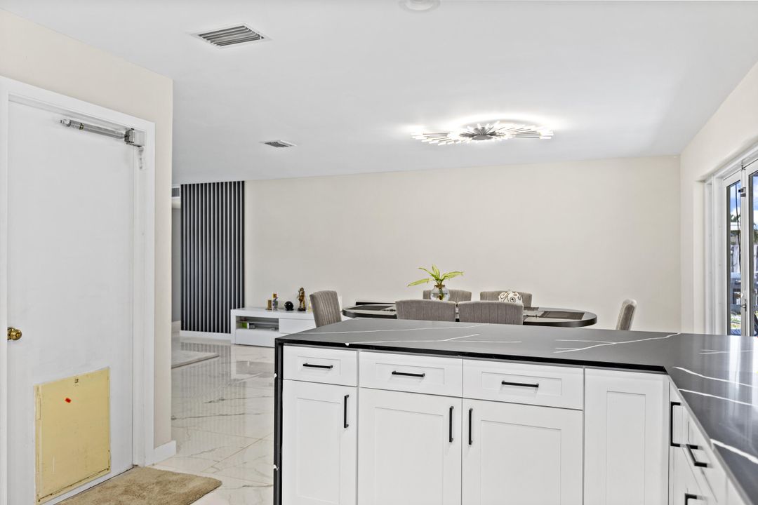 For Sale: $630,000 (4 beds, 2 baths, 1672 Square Feet)