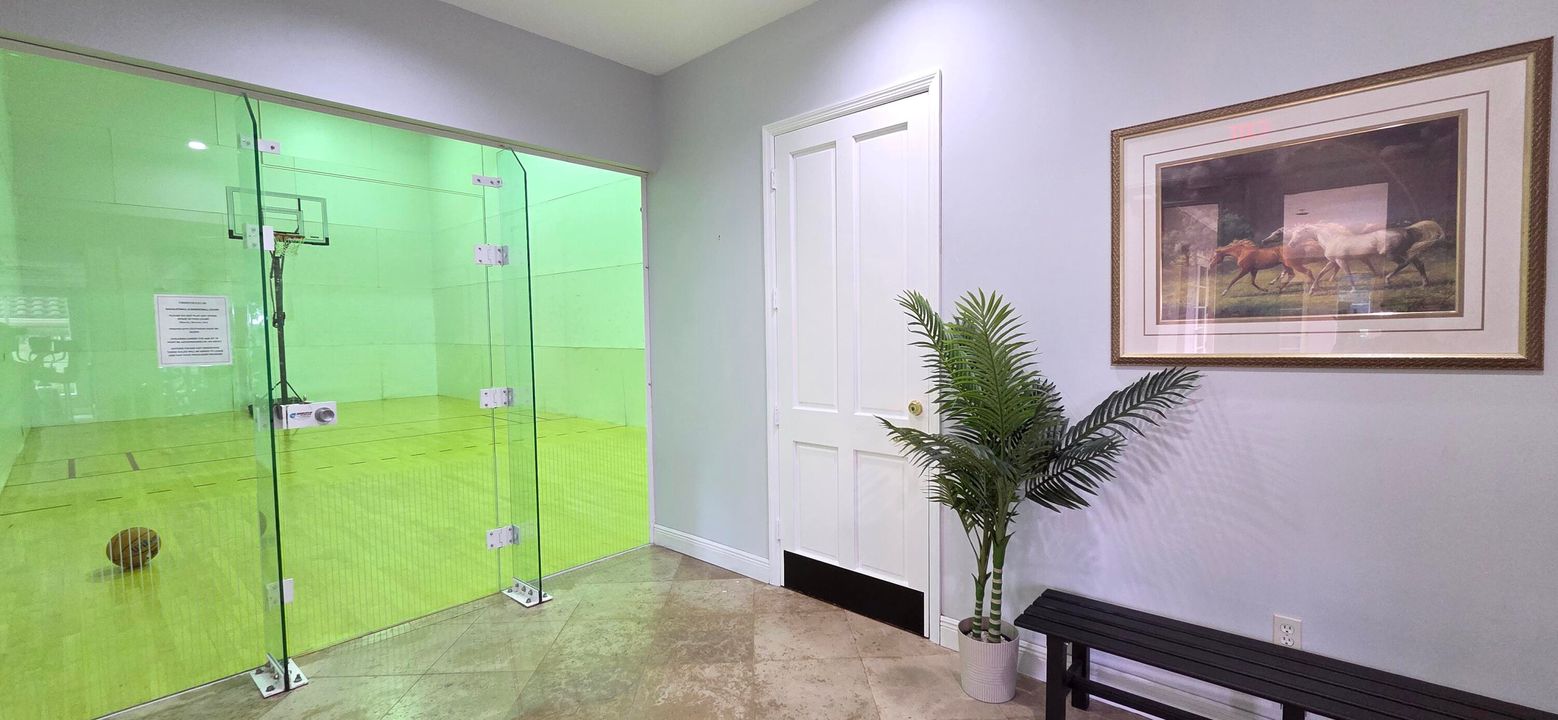 出租: $5,000 (3 贝兹, 2 浴室, 1479 平方英尺)