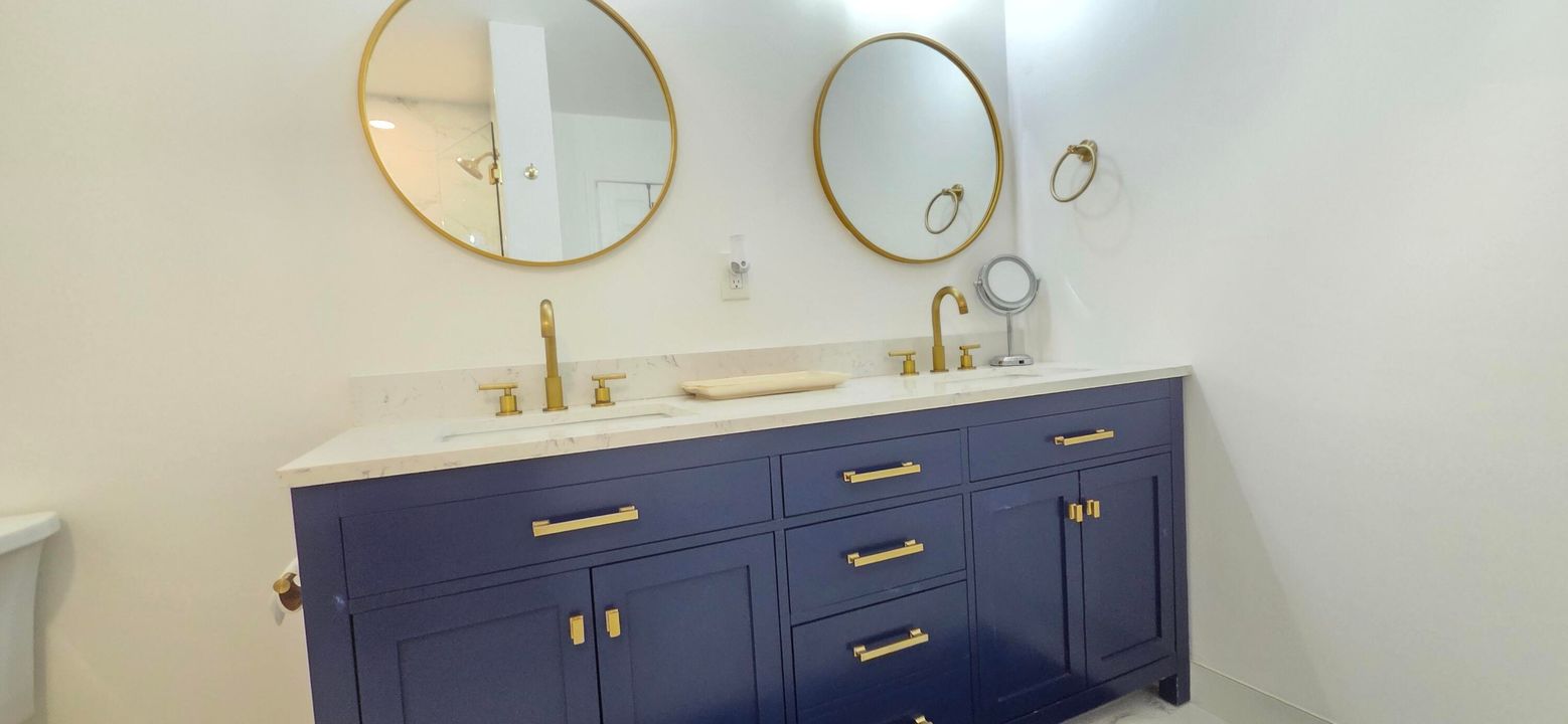 出租: $5,000 (3 贝兹, 2 浴室, 1479 平方英尺)