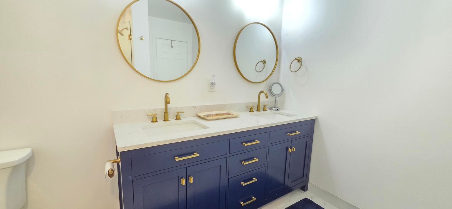 出租: $5,000 (3 贝兹, 2 浴室, 1479 平方英尺)