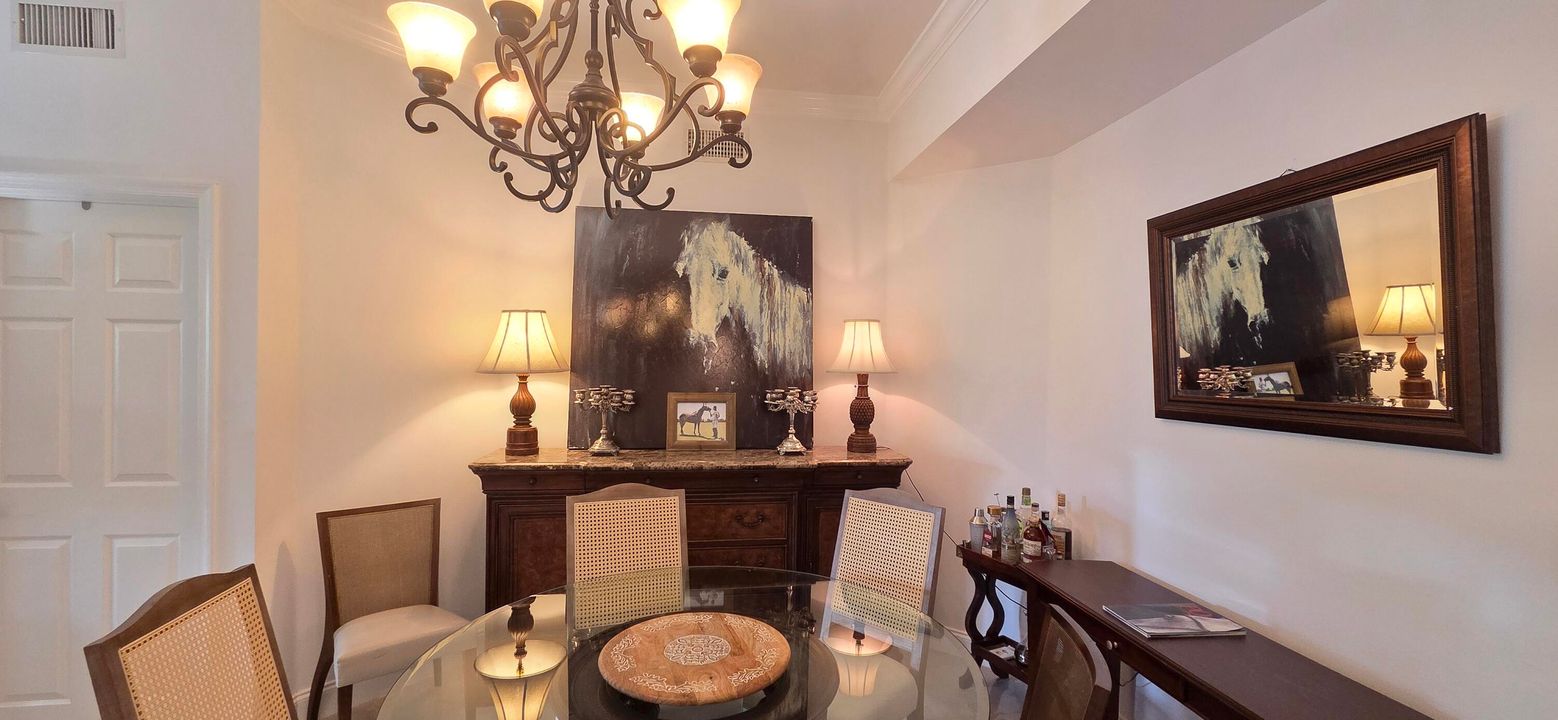 出租: $5,000 (3 贝兹, 2 浴室, 1479 平方英尺)