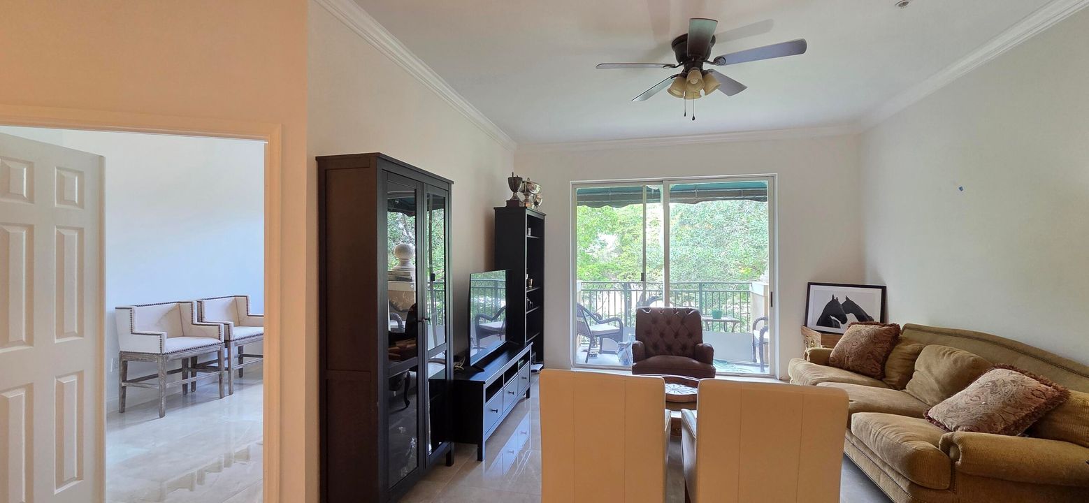 出租: $5,000 (3 贝兹, 2 浴室, 1479 平方英尺)