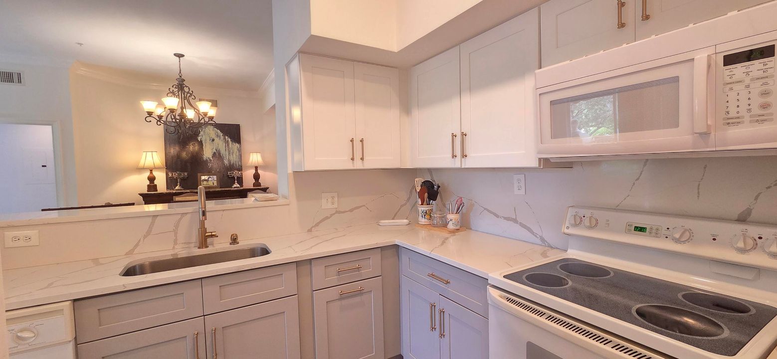 出租: $5,000 (3 贝兹, 2 浴室, 1479 平方英尺)