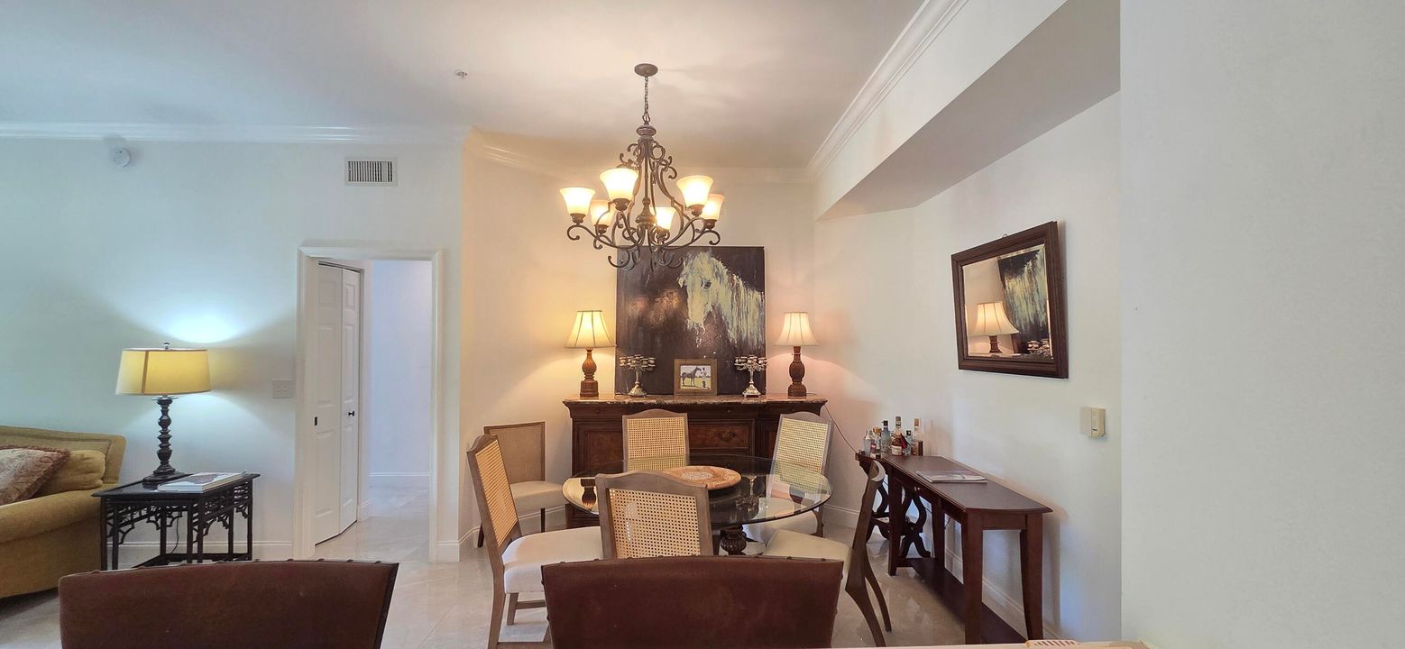 出租: $5,000 (3 贝兹, 2 浴室, 1479 平方英尺)