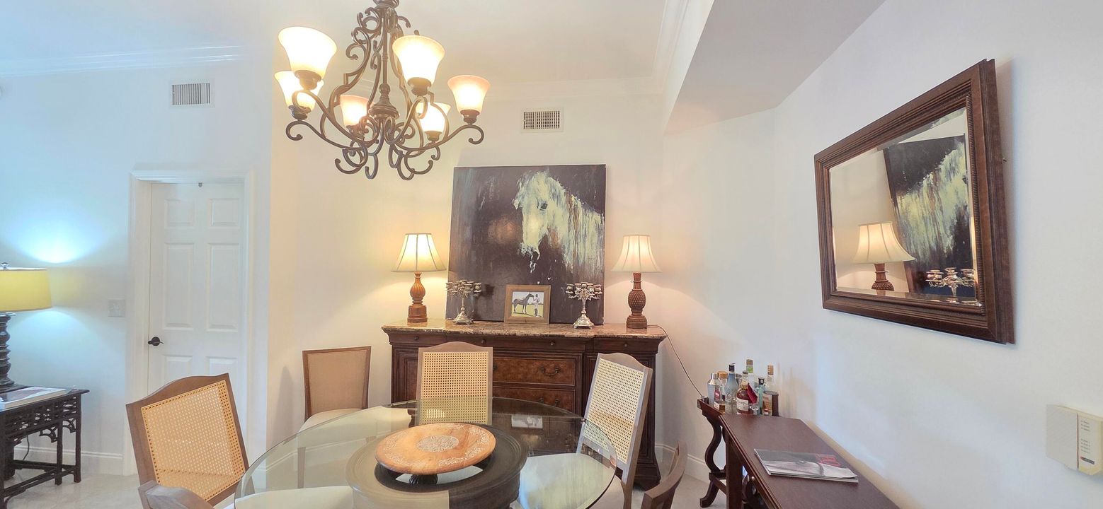 出租: $5,000 (3 贝兹, 2 浴室, 1479 平方英尺)