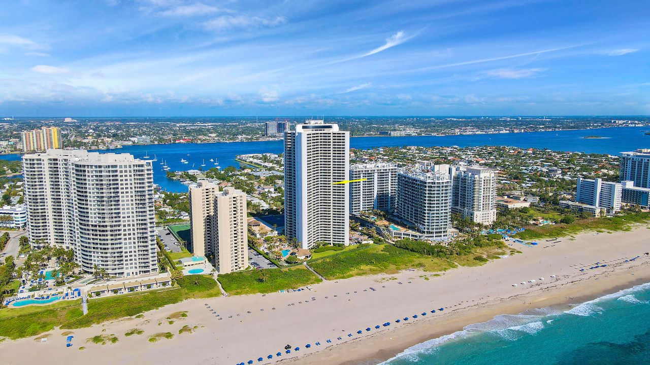 Под контрактом: $7,400 (2 спален, 2 ванн, 1381 Квадратных фут)