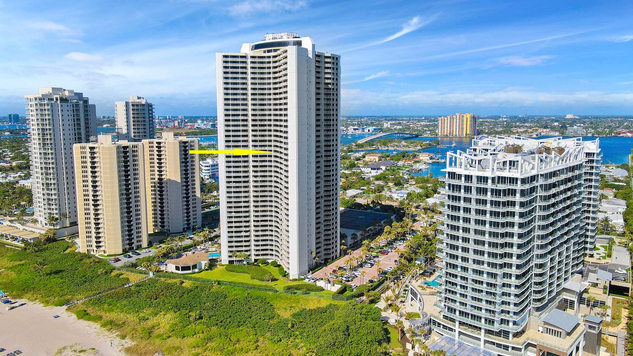 Под контрактом: $7,400 (2 спален, 2 ванн, 1381 Квадратных фут)