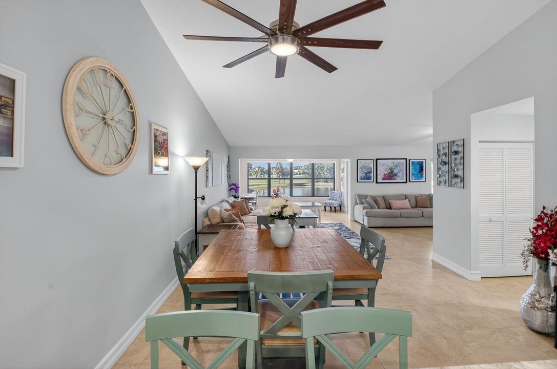 For Sale: $349,995 (2 beds, 2 baths, 1598 Square Feet)