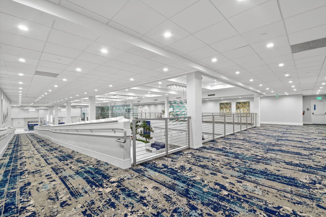 For Sale: $285,000 (2 beds, 2 baths, 1220 Square Feet)