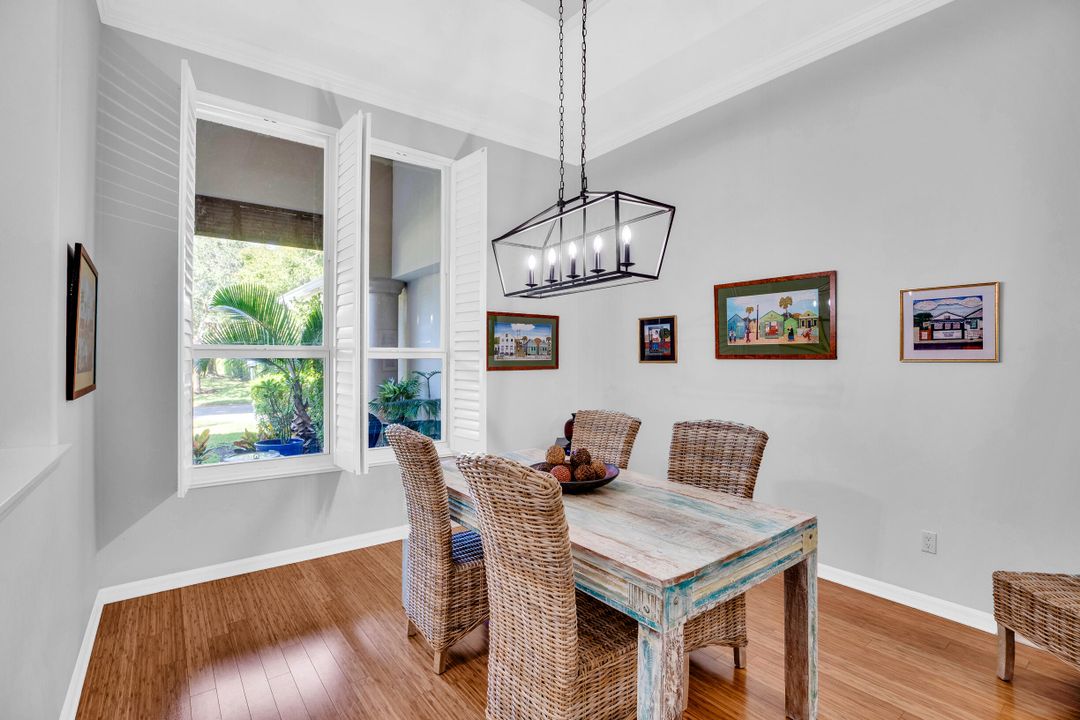 En Venta: $659,968 (3 camas, 2 baños, 2702 Pies cuadrados)