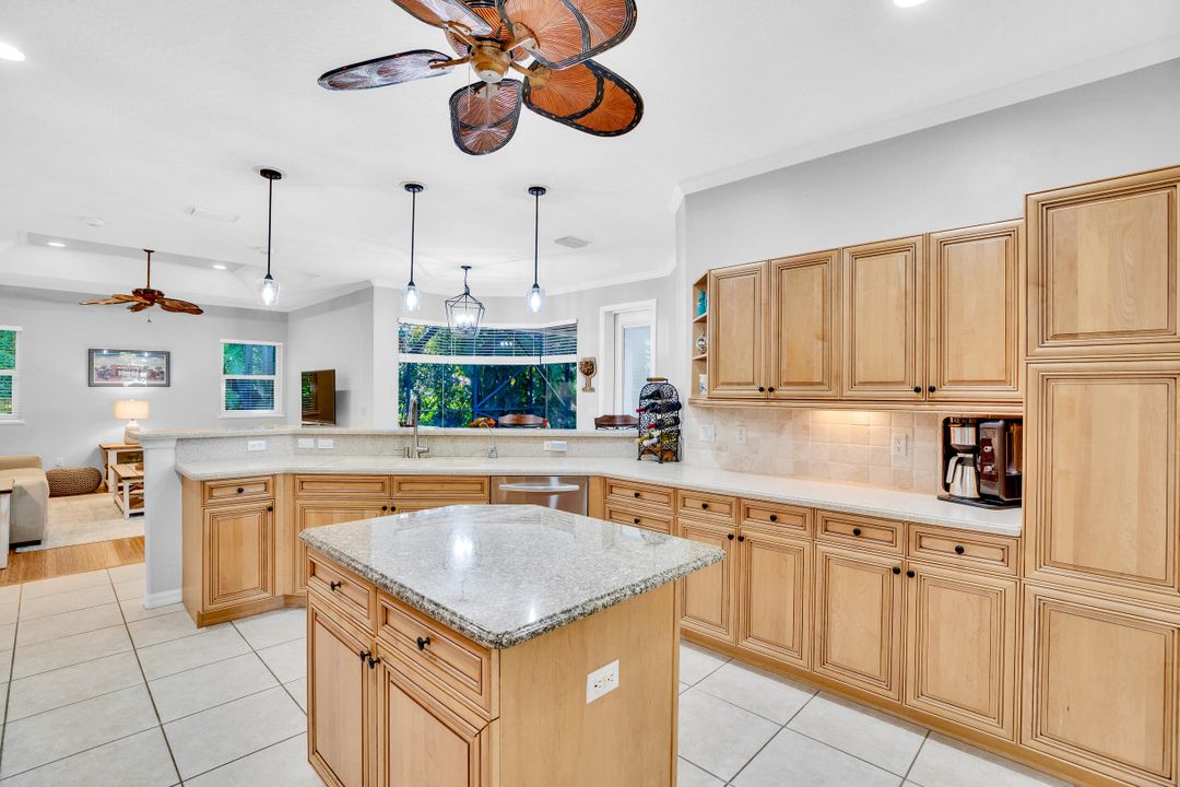 En Venta: $659,968 (3 camas, 2 baños, 2702 Pies cuadrados)