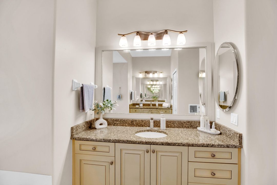 En Venta: $659,968 (3 camas, 2 baños, 2702 Pies cuadrados)