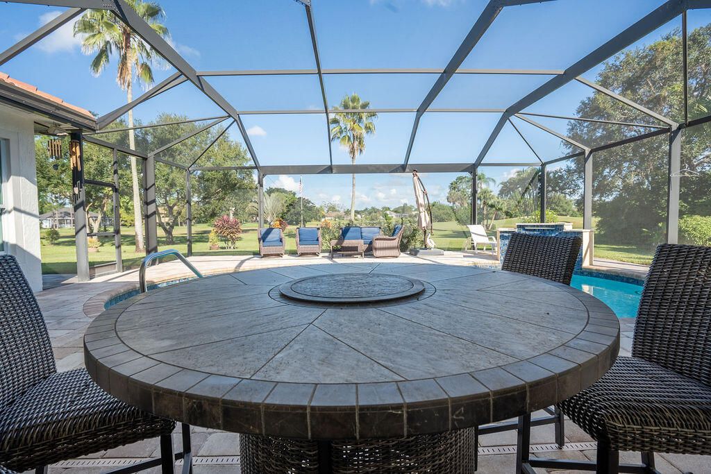 En Venta: $1,650,000 (5 camas, 4 baños, 3604 Pies cuadrados)