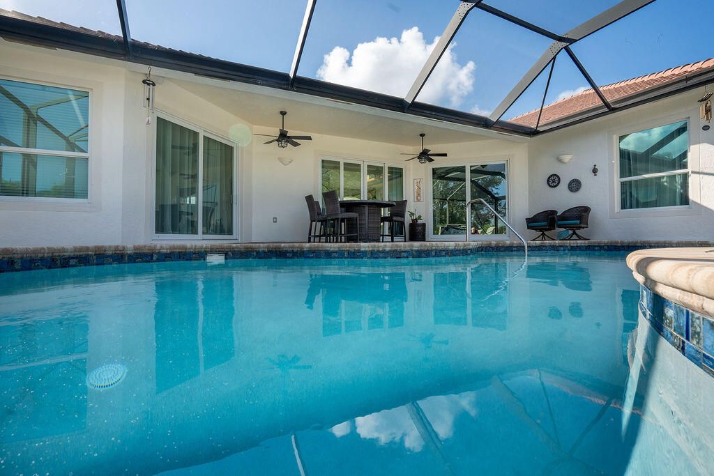 En Venta: $1,650,000 (5 camas, 4 baños, 3604 Pies cuadrados)