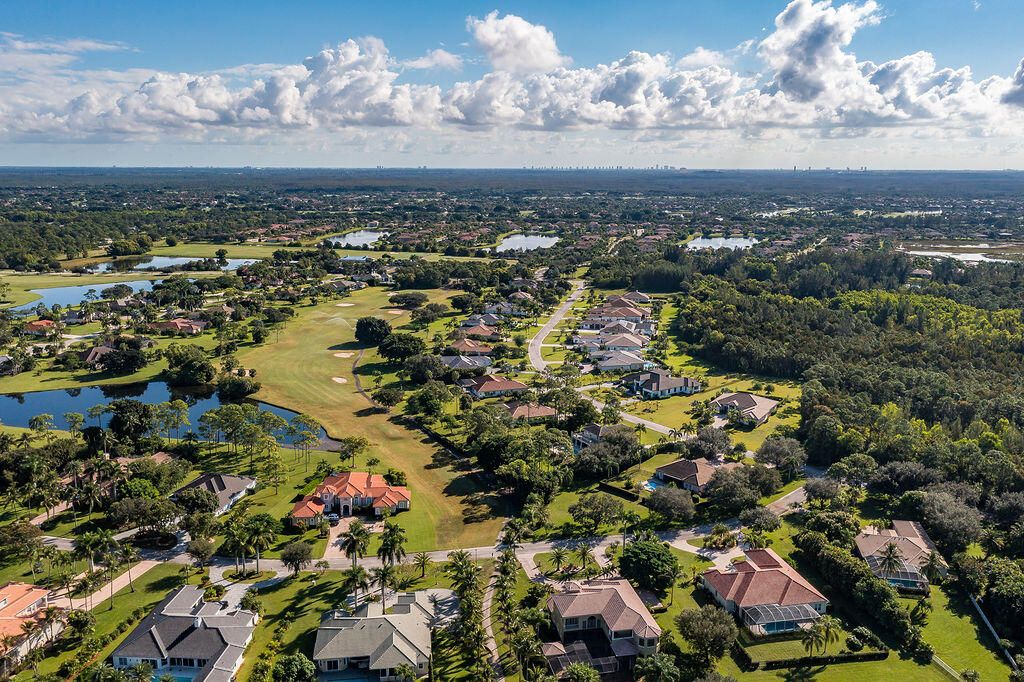 En Venta: $1,650,000 (5 camas, 4 baños, 3604 Pies cuadrados)