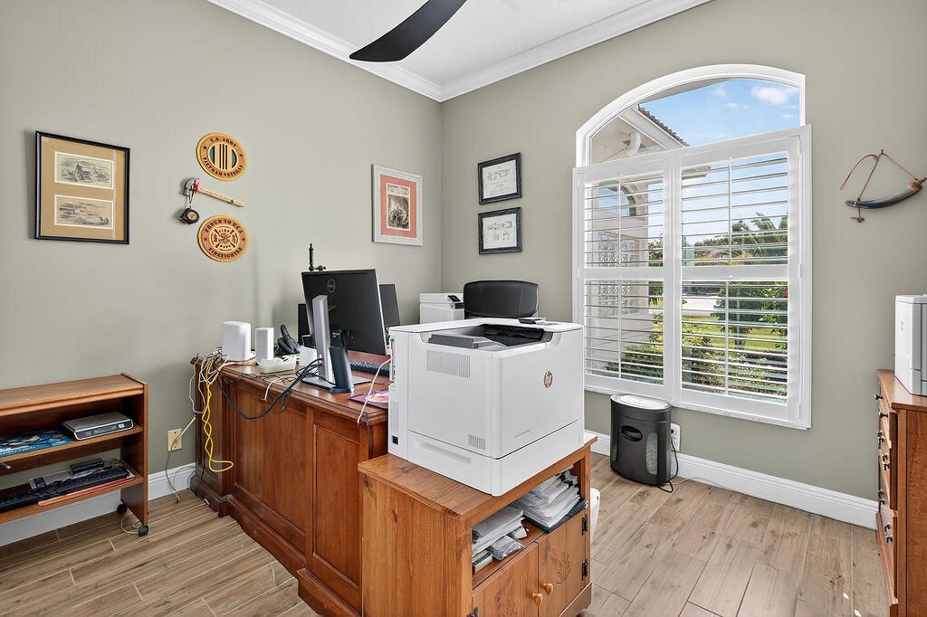 En Venta: $1,650,000 (5 camas, 4 baños, 3604 Pies cuadrados)