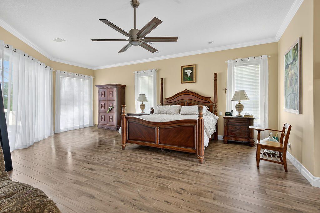 En Venta: $1,650,000 (5 camas, 4 baños, 3604 Pies cuadrados)