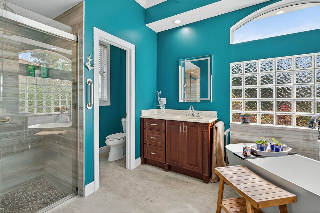 En Venta: $1,650,000 (5 camas, 4 baños, 3604 Pies cuadrados)