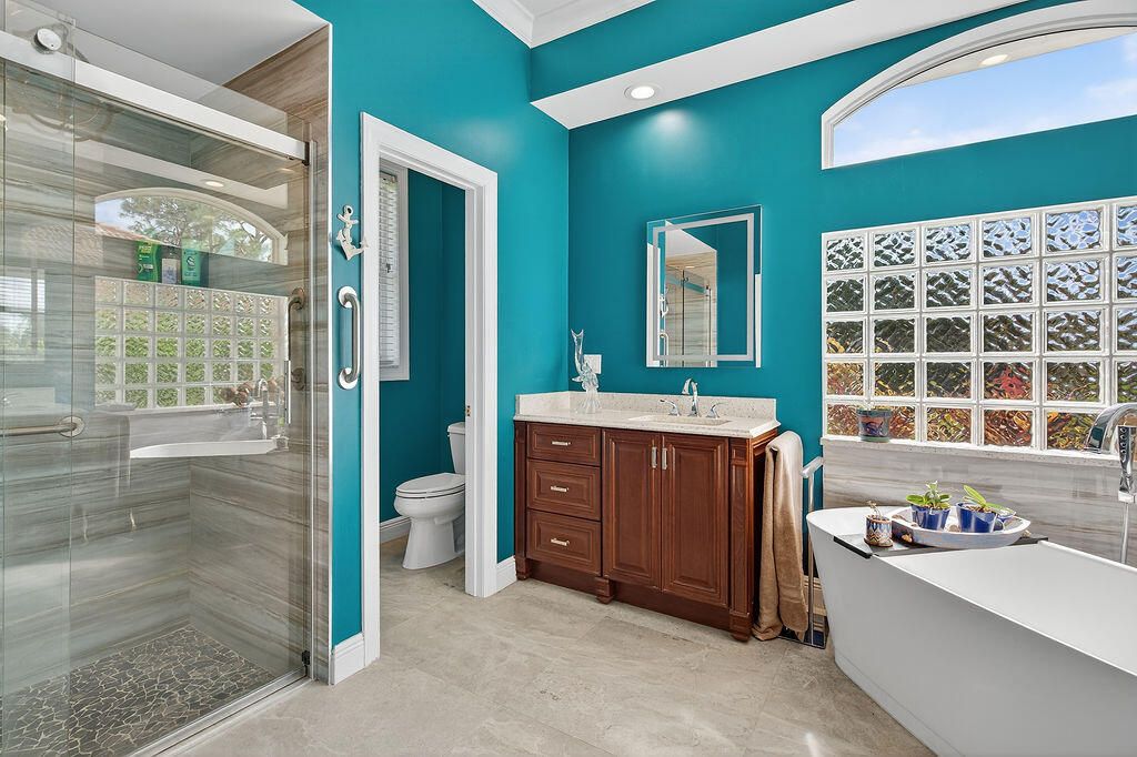 En Venta: $1,650,000 (5 camas, 4 baños, 3604 Pies cuadrados)