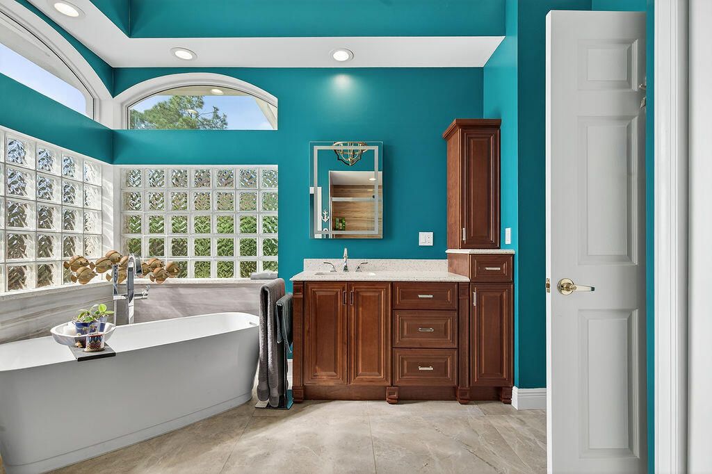 En Venta: $1,650,000 (5 camas, 4 baños, 3604 Pies cuadrados)