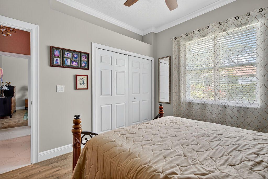 En Venta: $1,650,000 (5 camas, 4 baños, 3604 Pies cuadrados)